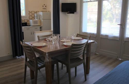 La Tremblade Apartment | Family-Friendly Apartment Steps from Ronce-les-Bains Beach