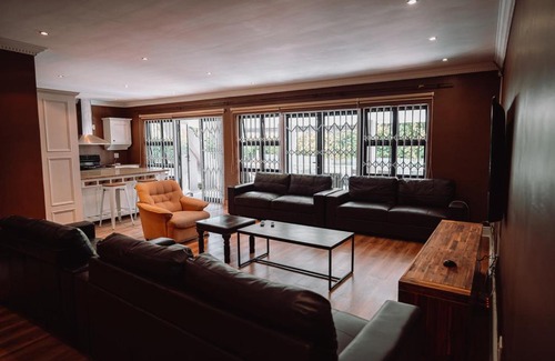 Rondebosch House | Elegant Rondebosch Living with Pool & Pet-Friendly Amenities