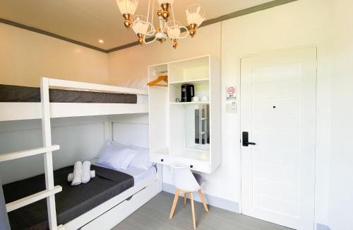 Sipocot Bed & Breakfast | Pet-Friendly Stay at Ronina's Sipocot Hotel with Ocean Views