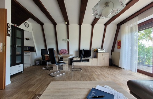 Neufeld House | Cozy Roof House by the North Sea with Enclosed Garden