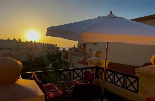 Sidi Abd El-Rahman Apartment | Discover Roof M17 at Lazorde Bay Resort with Ocean View