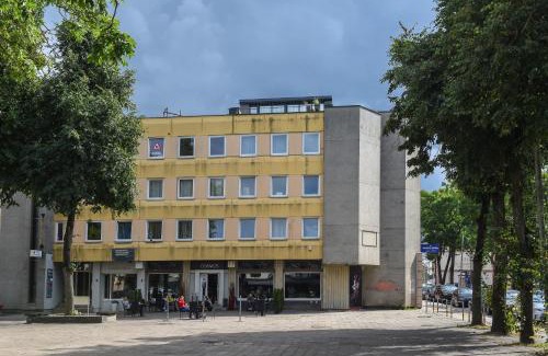 Panevezys Apartment | Top-Rated Roof Terrace Apartment with Hot Tub & Family Comfort