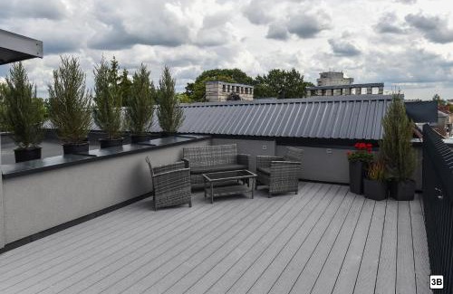 Panevezys Apartment | Top-Rated Roof Terrace Apartment with Hot Tub & Family Comfort