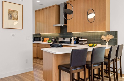 Historic Filipinotown House | Rooftop House with DTLA Views, Steps from Dodger Stadium