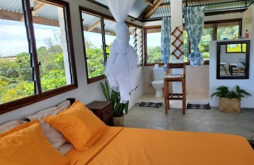 Mahajanga Apartment | Panoramic Rooftop Paradise, Steps from the Beach