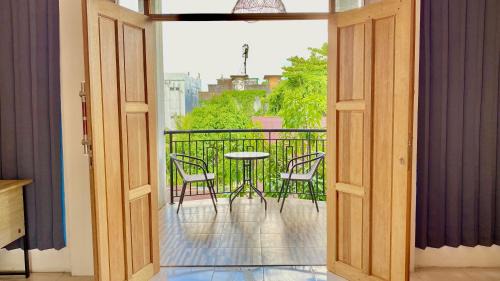 Pontianak House | Rooftop Suites Pusat Kota Pontianak