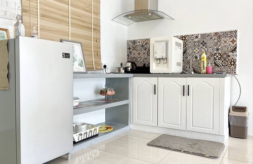 Kuah Apartment | Seaview Apartment with Rooftop Pool and Family-Friendly Amenities