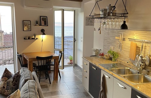 Pizzo Apartment | Rooftop Terrace with Sea View in Pizzo Old Town