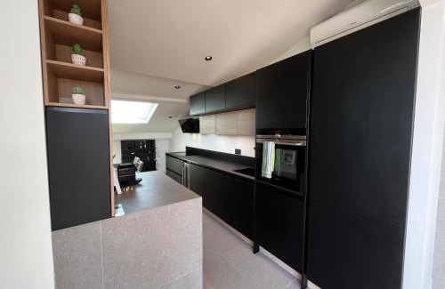 Antibes City Centre Apartment | Oceanfront Rooftop Retreat in Vieil Antibes, Rated 9.7
