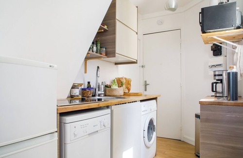 Clignancourt Apartment | Rooftop view - studio apartment - Clignancourt