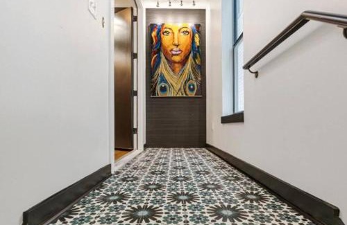 Faubourg Lafayette Villa | Experience the Galaxy Rooftop Villa - Rated 10/10 by Guests