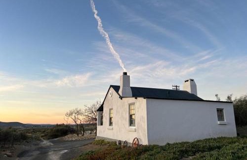 Karoo Hoogland Cabin | Top-Rated Rooikloof Guest Farm: Perfect for Families