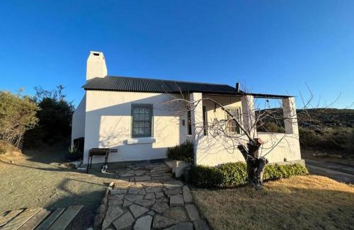 Karoo Hoogland Cabin | Top-Rated Rooikloof Guest Farm: Perfect for Families
