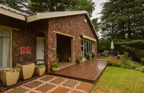 Clarens Apartment | Family-Friendly Rooiland Clarens: 4-Star Stay, Rated 9.4