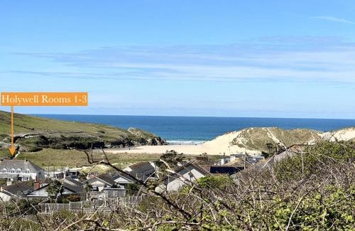 Holywell House | Oceanfront Room 3 at Holywell Beach Bar - Pet Friendly Stay