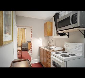 Centretown House | Cozy Room #3 in Ottawa's Vibrant Downtown Area