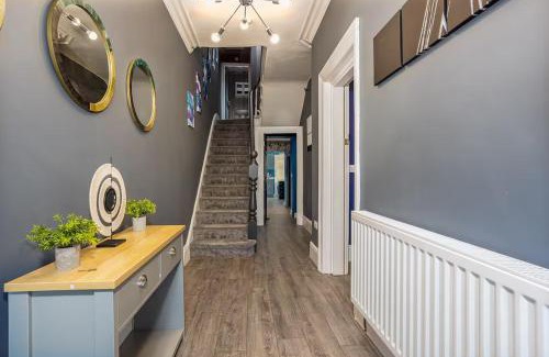 Llandudno House | Room 4, 23 Deganwy Avenue