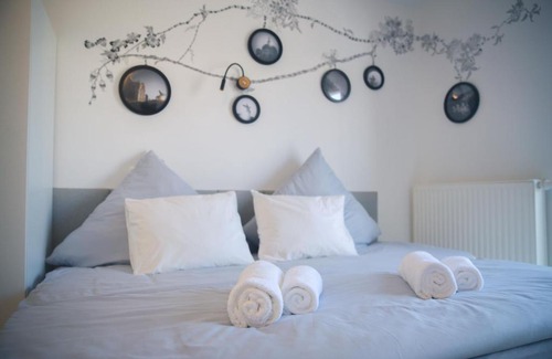 Leopoldstadt Apartment | Discover Room 4 Art Apartments in Central Vienna