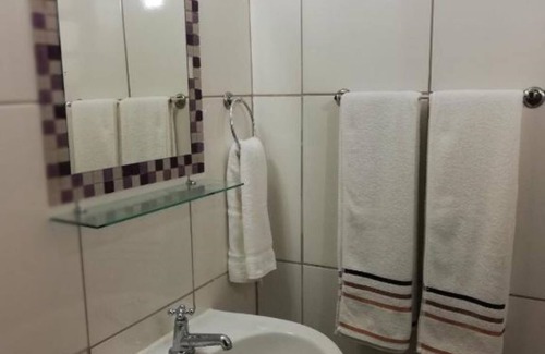 Penedo Hotel | Inviting Guesthouse in Central Location Surrounded by Nature