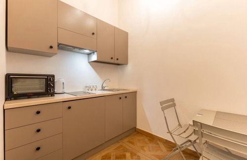 Licata Apartment | Room 'Al Duomo - Camera King Superior' with Shared Terrace, Wi-Fi and Air Conditioning