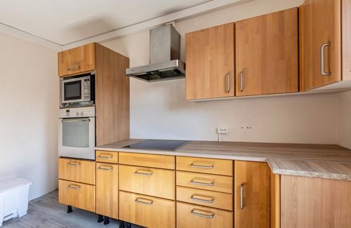 Bad Sachsa Apartment | Modern Room at Aparthotel Am Stadtpark with Free Wi-Fi