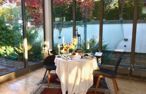 Marmagen Bed & Breakfast | Art-Inspired Oceanfront Retreat with Stunning Views