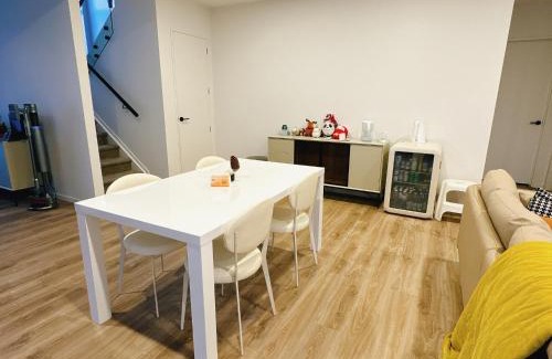 Henderson House | Room at Brand new house at Lincoln Road