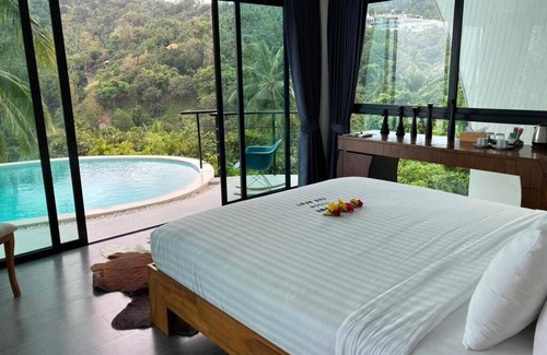 Lamai Hotel | Room B9: Spectacular Sea View with Pool Access