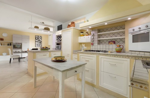 Melendugno Apartment | Room 'Big N6' with Shared Pool, Shared Garden and Wi-Fi