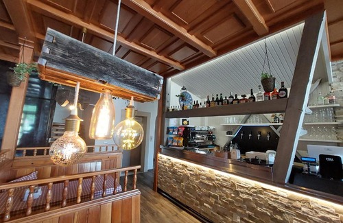 Fondo House | Oceanfront Retreat at Room&Breakfast Al Canyon