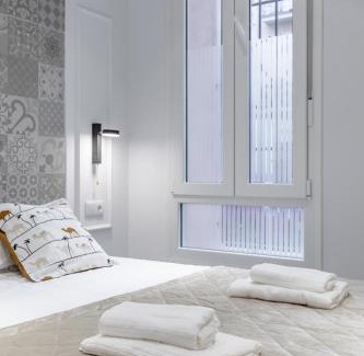 La Petxina House | Convenient Room Near City Centre with Family Amenities