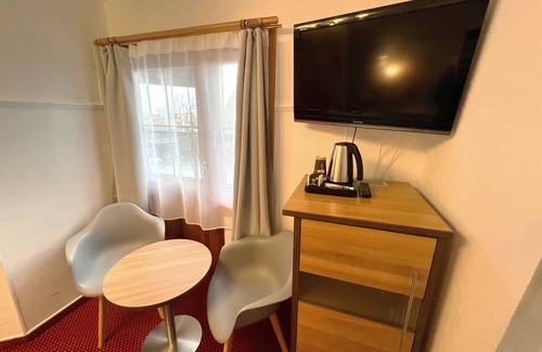 Hagnau Apartment | Room 'Doppelzimmer Mit Zustellbett 1' with Lake View