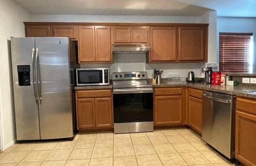 West Dallas House | Budget-Friendly Room in Vibrant Downtown Dallas