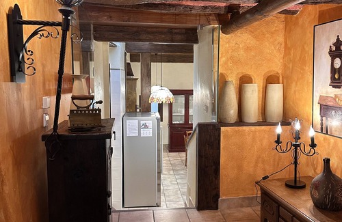 Lerin House | Room 'El Tordo' with Mountain View, Wi-Fi and Air Conditioning