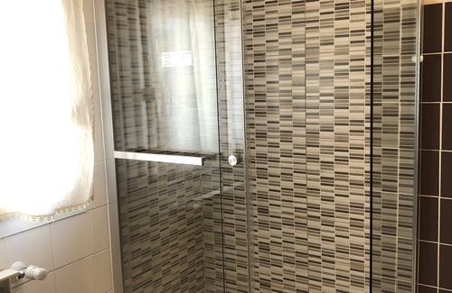 Dese House | Comfortable Room for 2-3 with Spa and Private Bath
