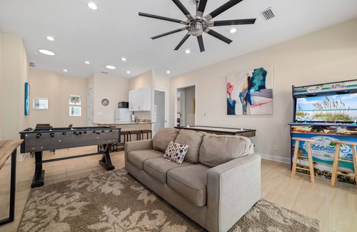 Pensacola Beach House | Family-Friendly Gulf Front Retreat with Game Room & Ocean View