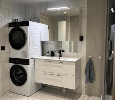 Tromso House | Room for rent in Tromsø - Close to everything - Good facilities