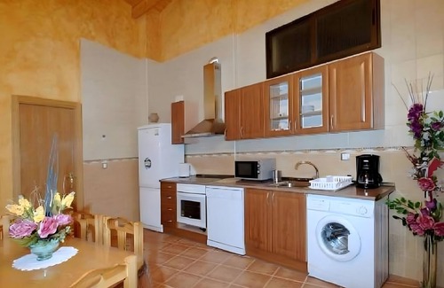 Maluenda House | Room 'Habitación Matrimonio' with Air Conditioning