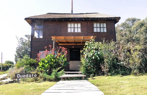El Chorro House | Cozy Room II for Groups of Up to 6 Guests