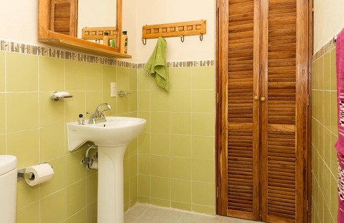 Downtown Cancun House | Guest Rated: Cancun Guest House with Spa & Terrace Tub