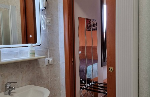 Saletto-San Bartolomeo Bed & Breakfast | Comfortable Room with Ensuite Near Venice Airport