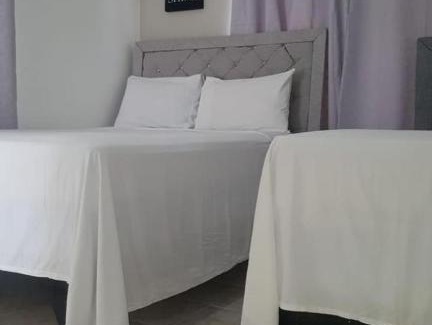 Centro House | Cozy Balcony Room for Families at Hotel Casa Docia