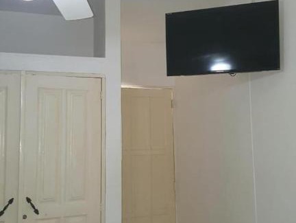 Centro House | Cozy Balcony Room for Families at Hotel Casa Docia