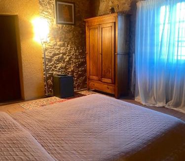 Santa Cristina a Mezzana House | Delightful Stay at Sottotono Agriturismo with Pool in Florence