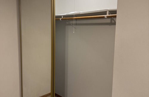 Des Plaines Apartment | Room in Des Plaines Near O'hare