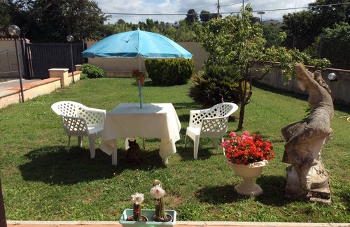 Gallicano nel Lazio House | Relaxing Room in a Villa Surrounded by Scenic Park