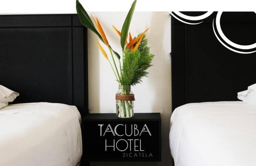 Santa Maria House | Comfortable Standard Queen Room with Breakfast Included