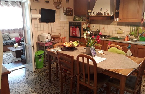 Borganzo House | Guest Rated 10/10: Valle Degli Ulivi in Liguria, Italia