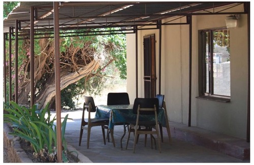 Lephalale House | Cozy Room in Old Farmhouse - Ideal for Families in Limpopo