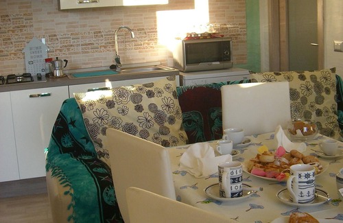 Piscinas House | Delightful Deluxe King Room at S'olivariu Village